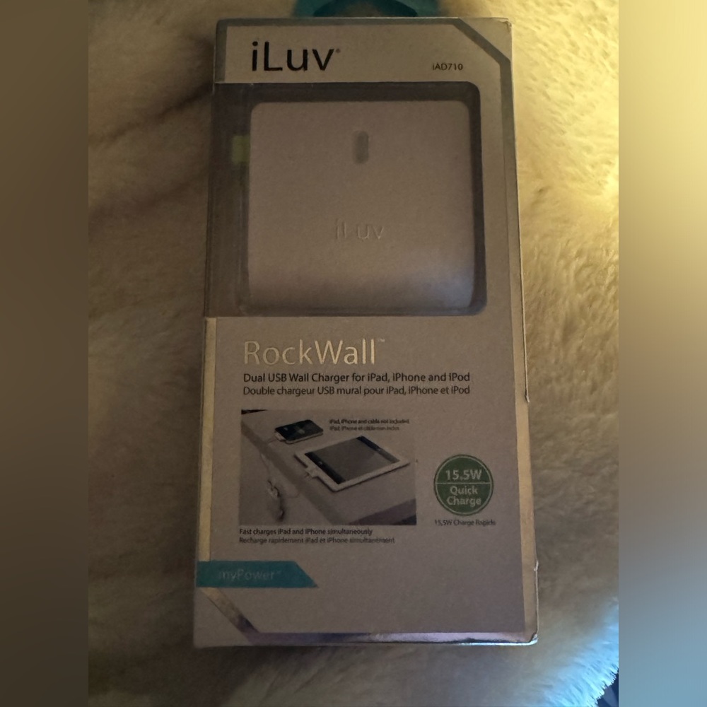iLuv Rockwall Dual USB Charger